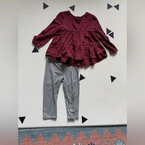 Old Navy|Baby girl/toddler outfit,Burgundy tiered ruffle Top & gingham leggings•